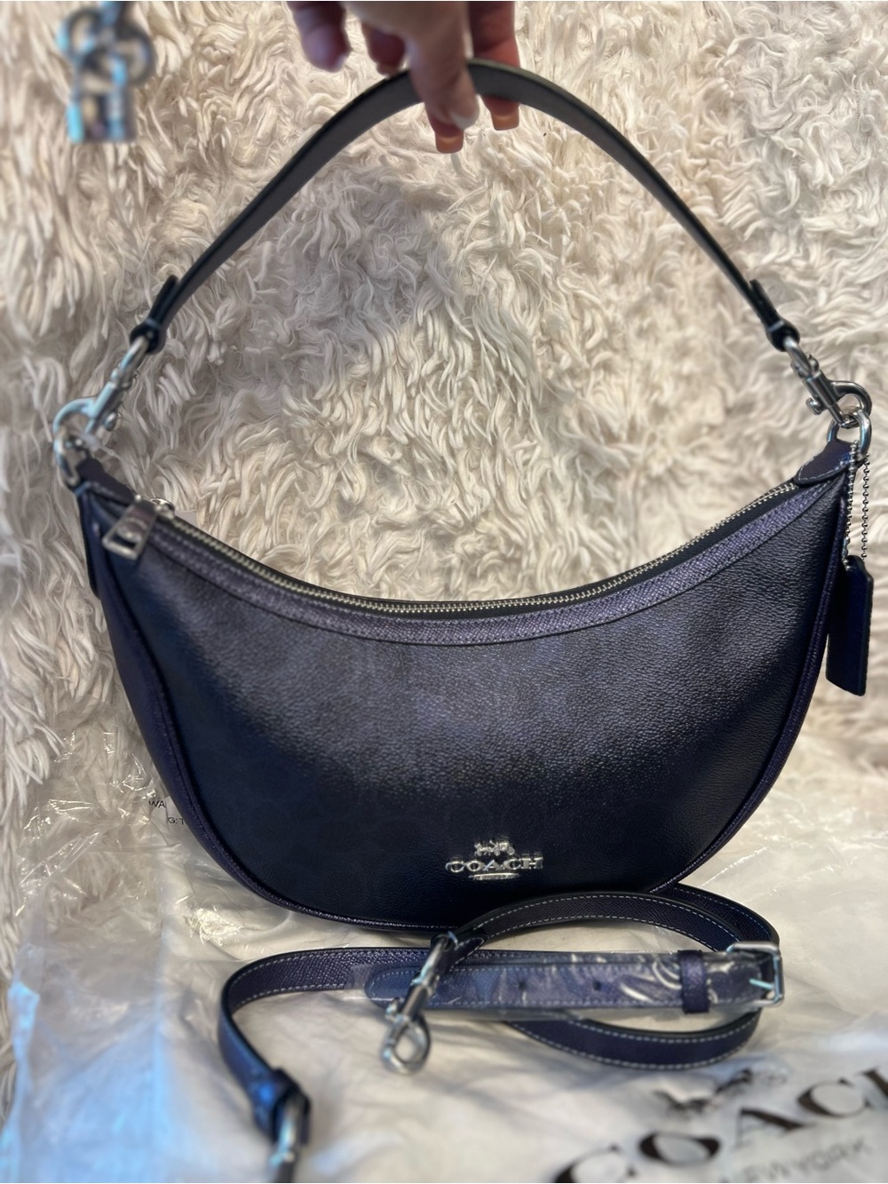 💙💙 Authentic Coach Aria Shoulder Bag in Signature canvas.💙💙NWT - Picture 12 of 17